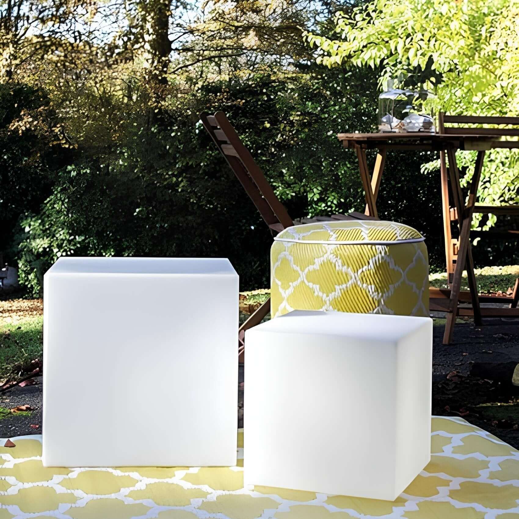 Cube Garden Lamp - LED Outdoor Lighting