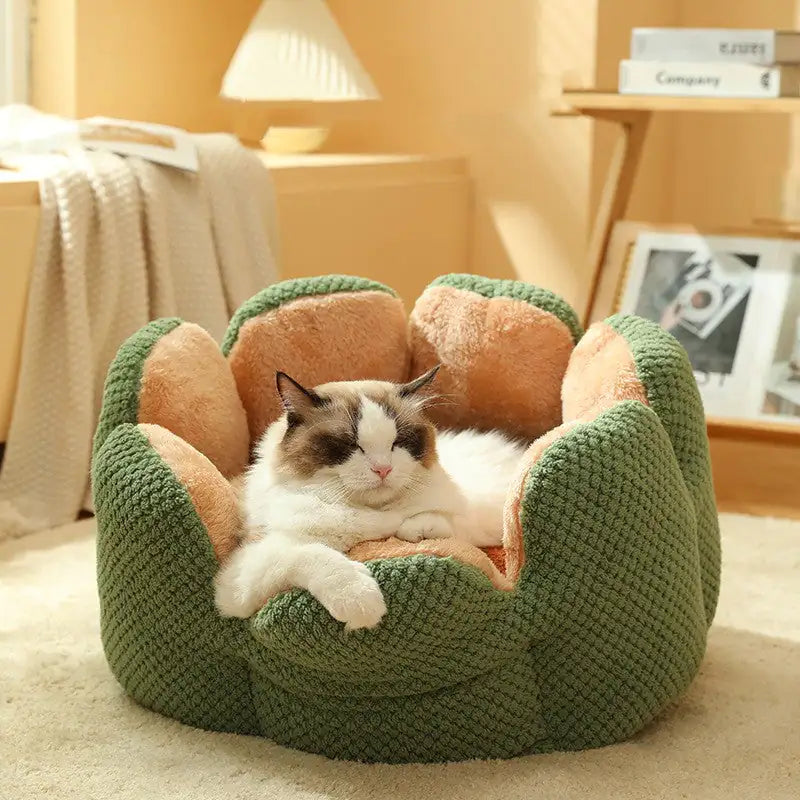 Flower Cat Bed - Soft and Snug for Your Cat