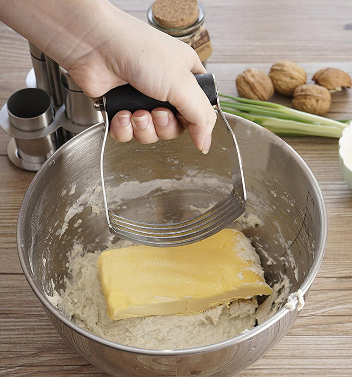 Handy Dough Stomper – Mixing Made Easy