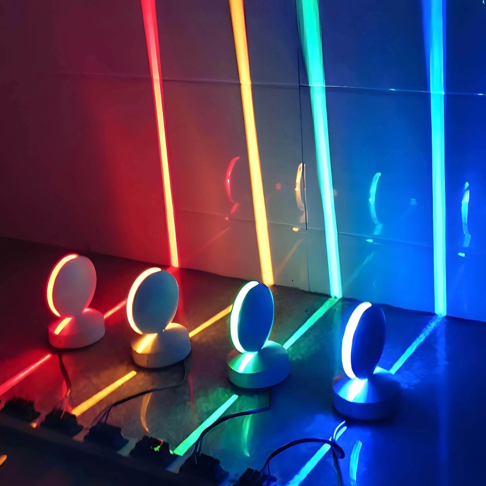 Smart LED Strip Lighting with 360° Projection - Lumovibe