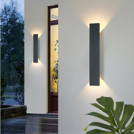 AquaLine LED Outdoor Wall Lamp – Sleek Design with Weather-Resistant Housing