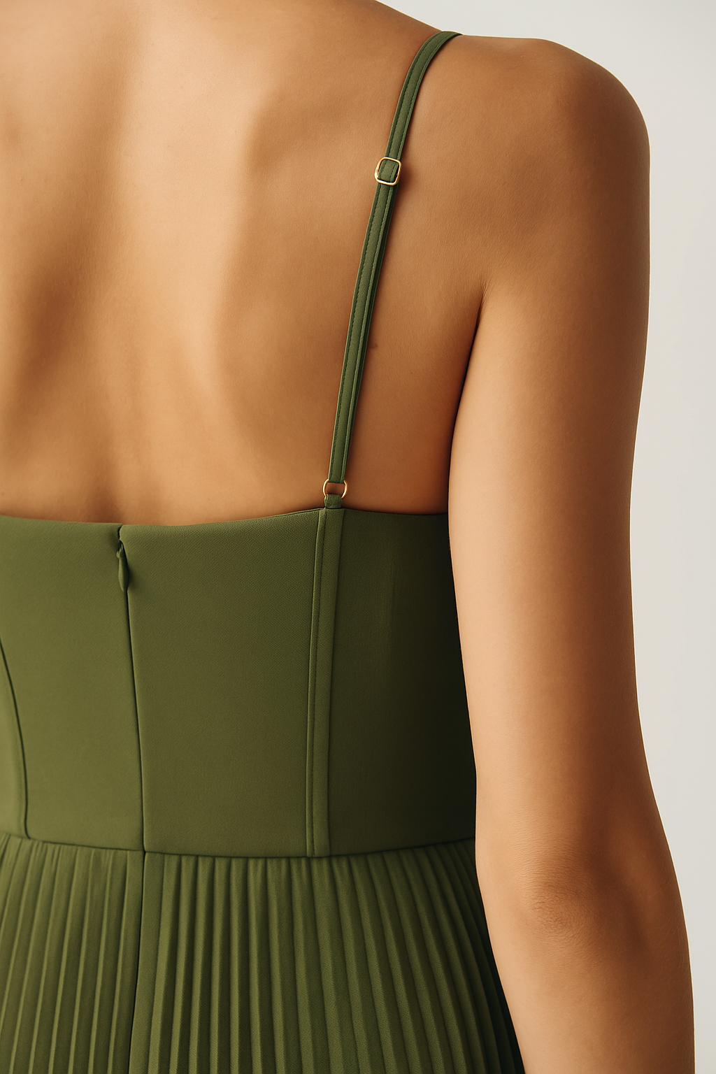 Olivia Openback Dress | Green