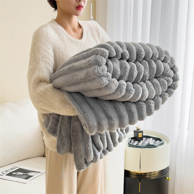 FluffyDreams Luxe Blanket – Soft, Warm and Stylish
