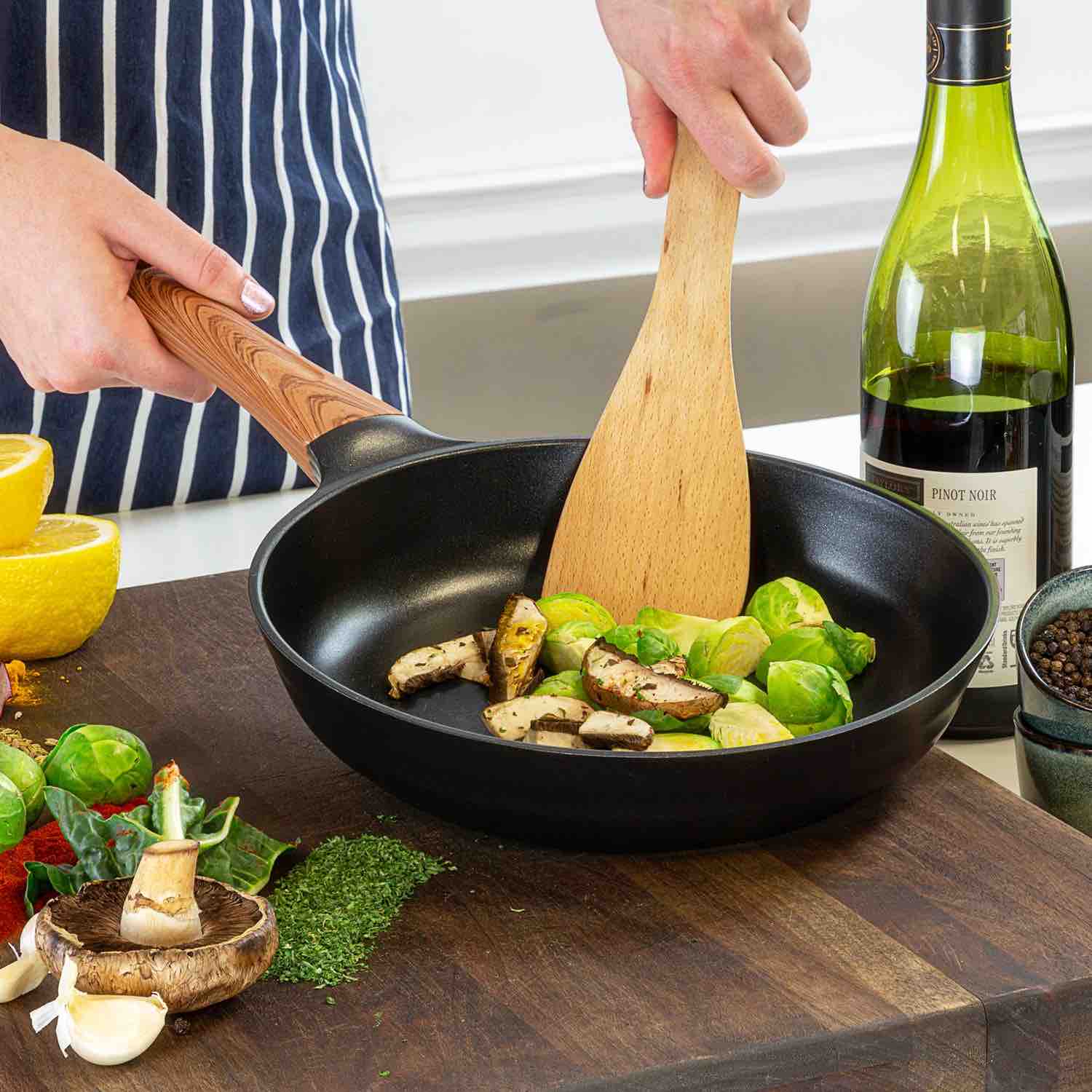 Cookware Set - Durable and Versatile Pans
