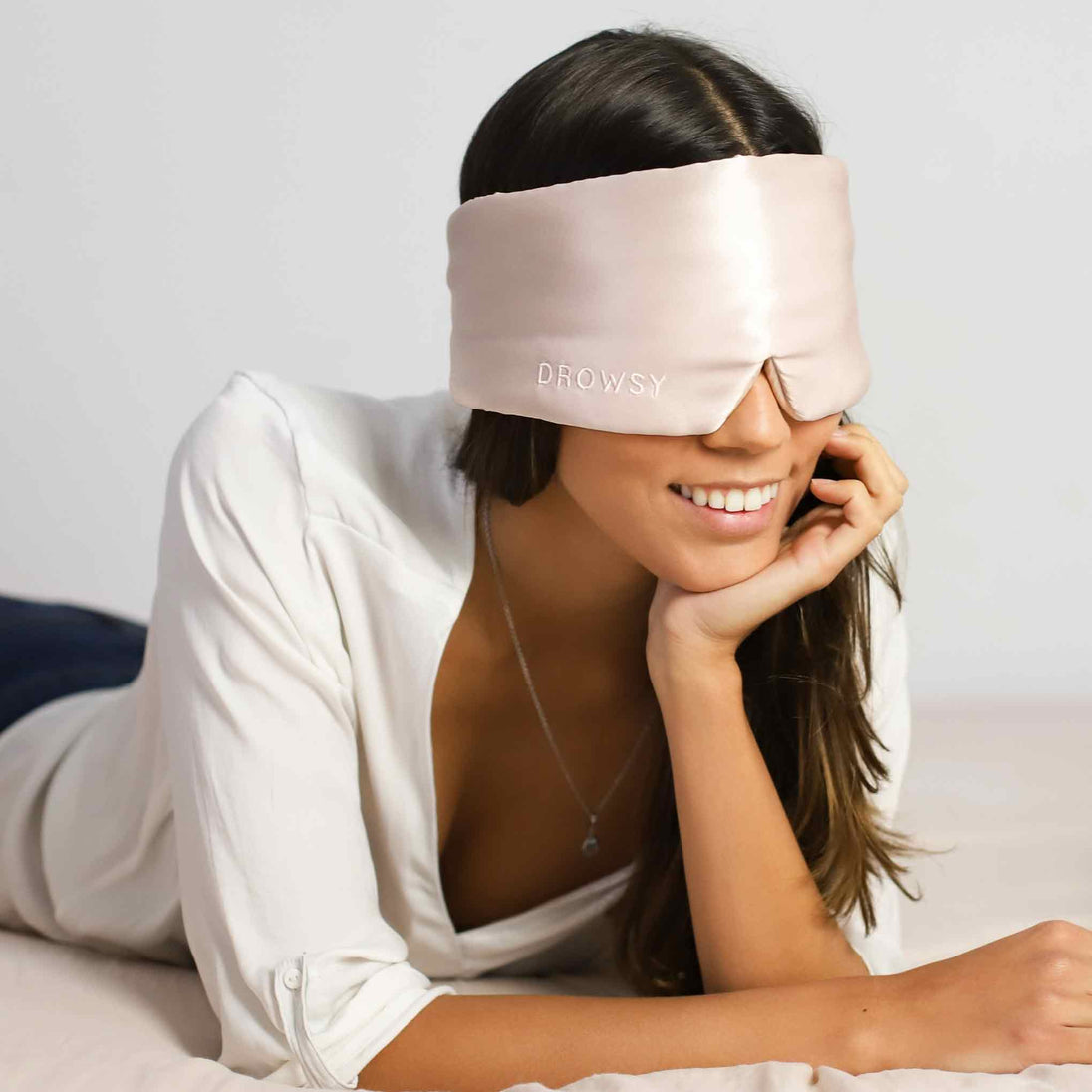 Luxurious Silk Sleep Mask – RelaxMask