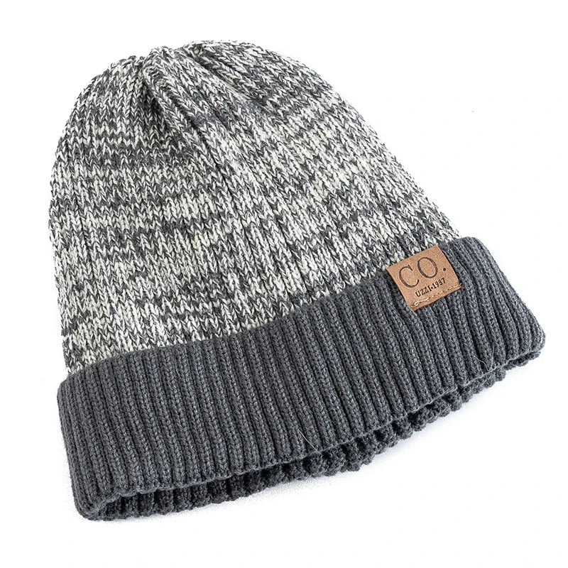 Warm Winter Beanie - Stylish and Comfortable for Cold Days
