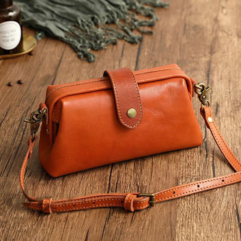 Amber Elegant Crossbody Bag – For a stylish and practical look