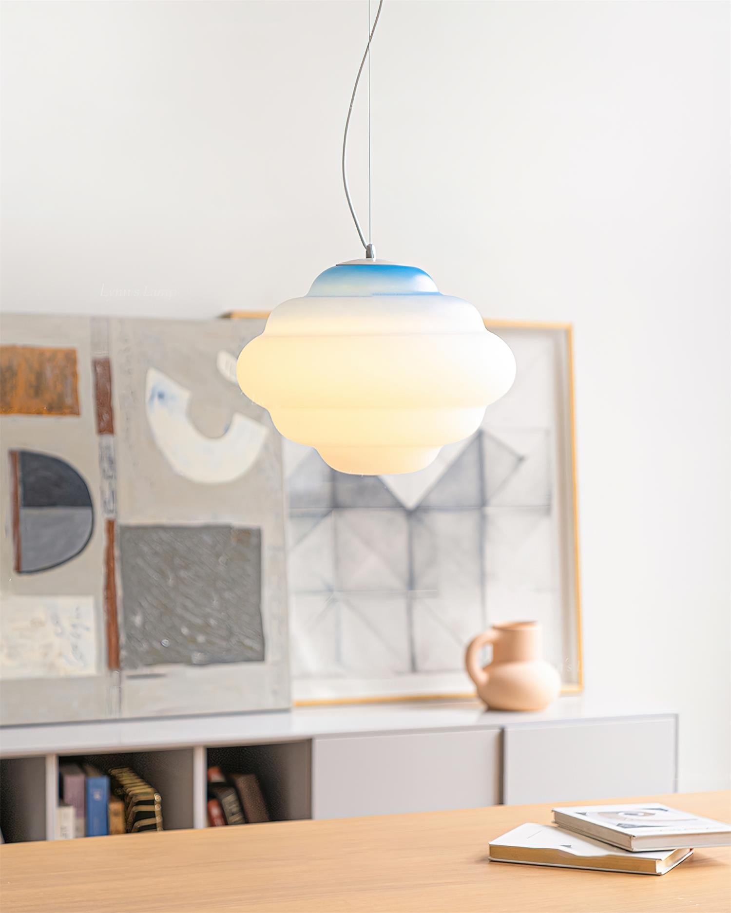 Pendant Light with Gradient and Soft Light Distribution - Aérola