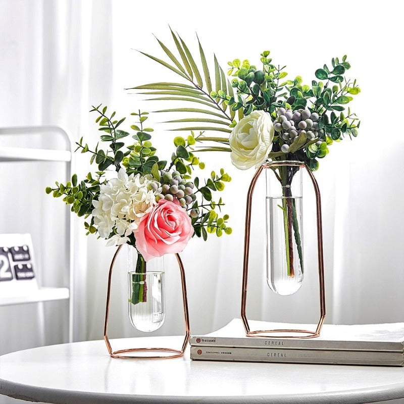 Modern Flower Vase - Elegant Design for Your Interior