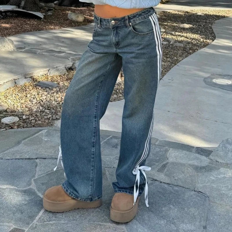 Wide Autumn Jeans with Stripes and Lacing - Mila