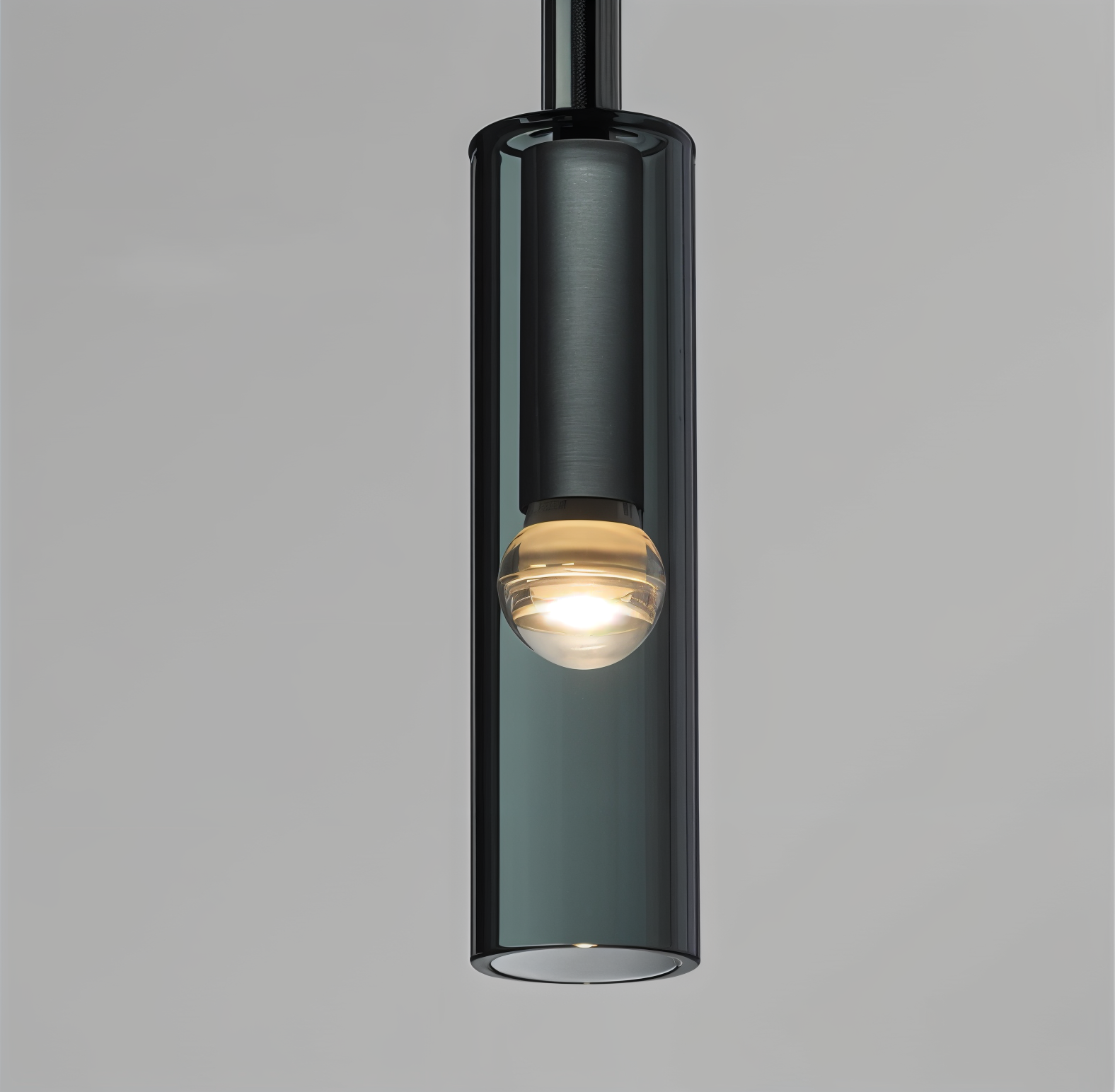 Minimal Wall Light with Smoke Glass – Orvane
