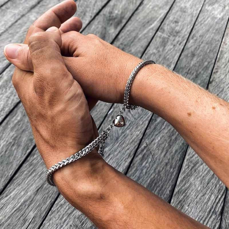 Magnetic Heart Bracelet - Perfect for Couples