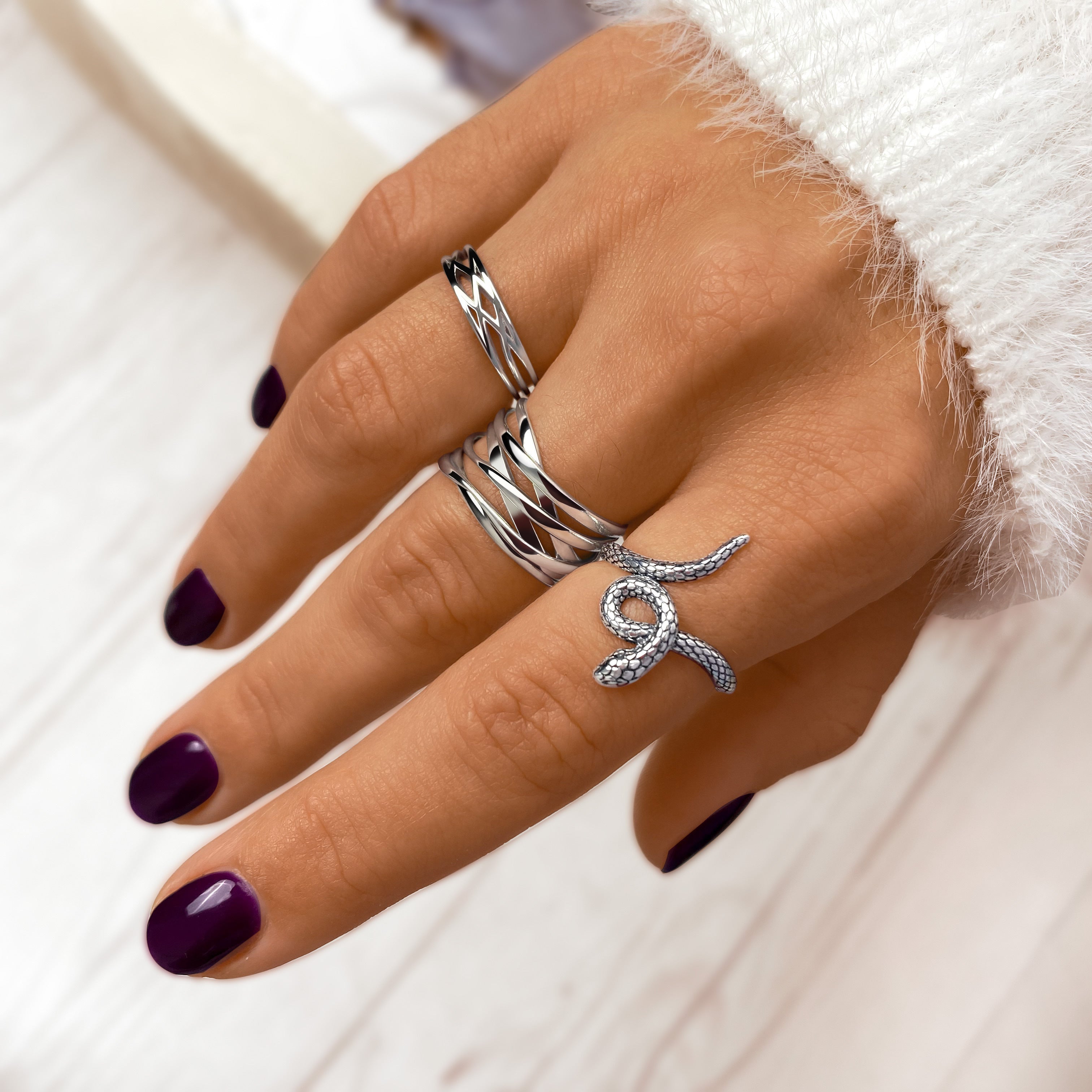 Stylish Branching Ring – Nora