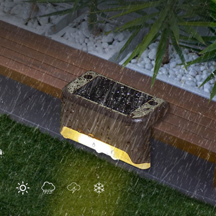RadiantShine Solar Wall Light | Solar LED wall light with motion sensing and automatic on/off functionality
