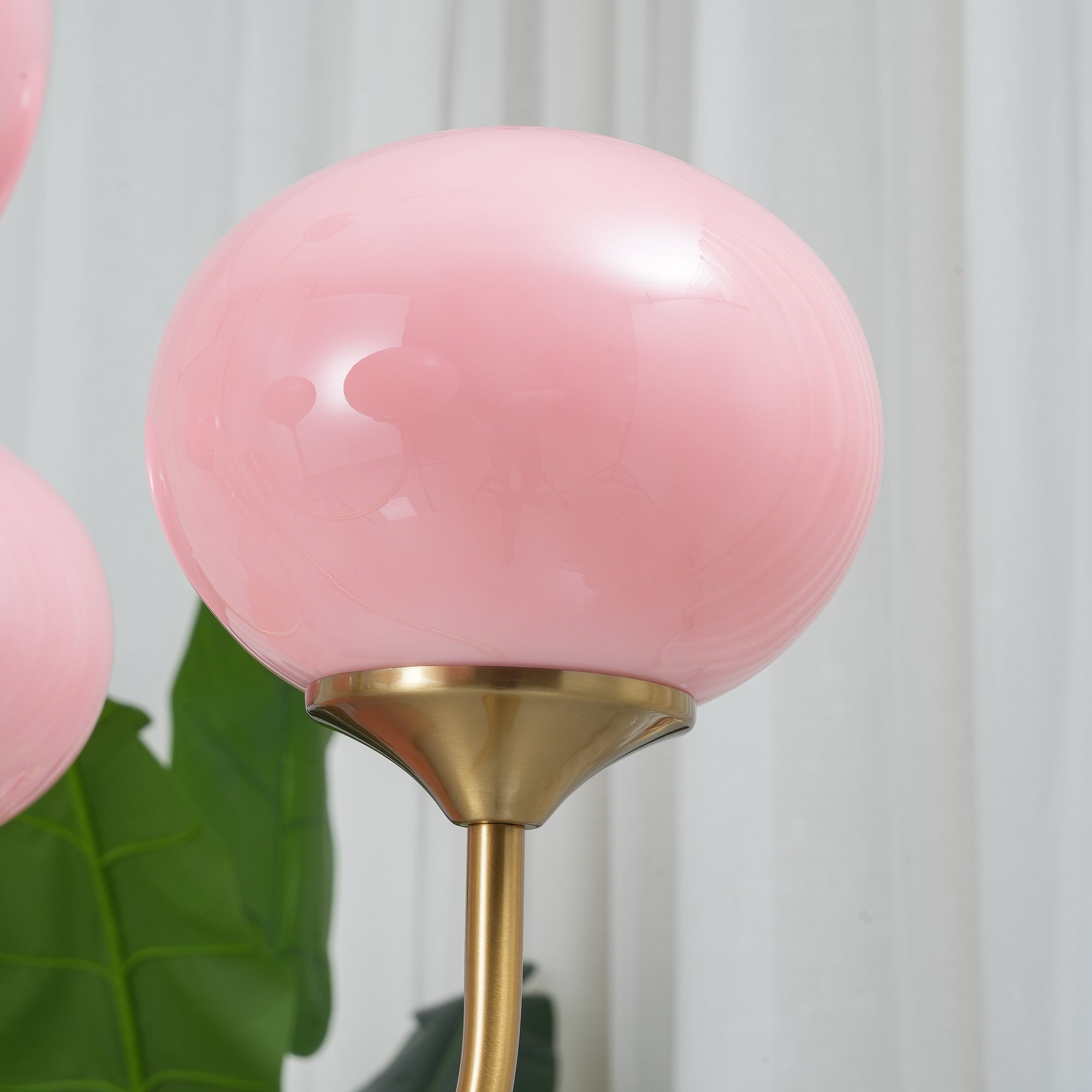 AuroraGlow - Marshmallow Chandelier