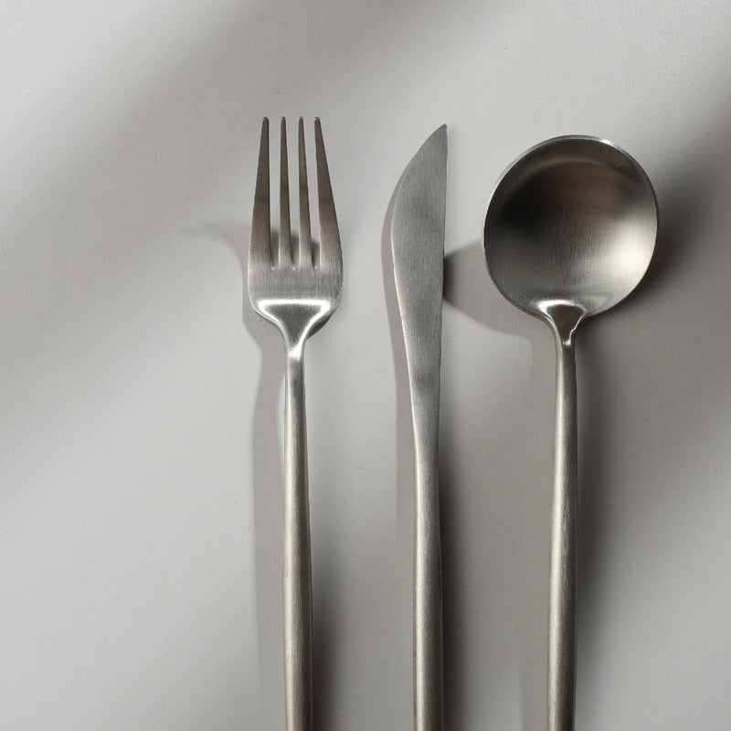Minimalist Cutlery for Modern Tables - PureSet