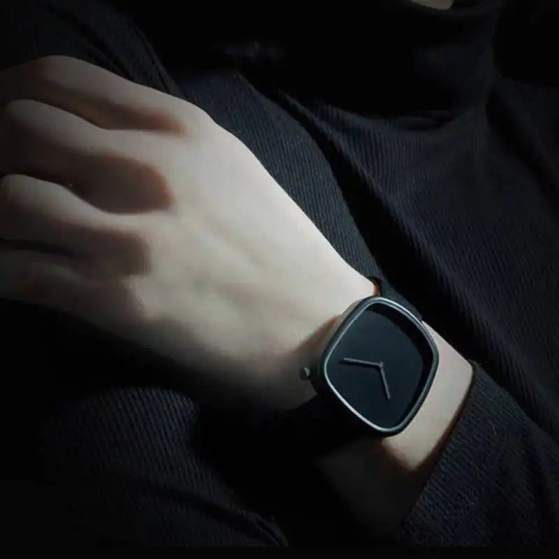 Minimalist Men's Watch – Stylish and Subtle