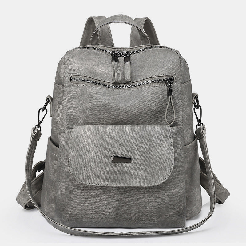 Modern Minimalist Backpack – For the Style-Conscious Explorer