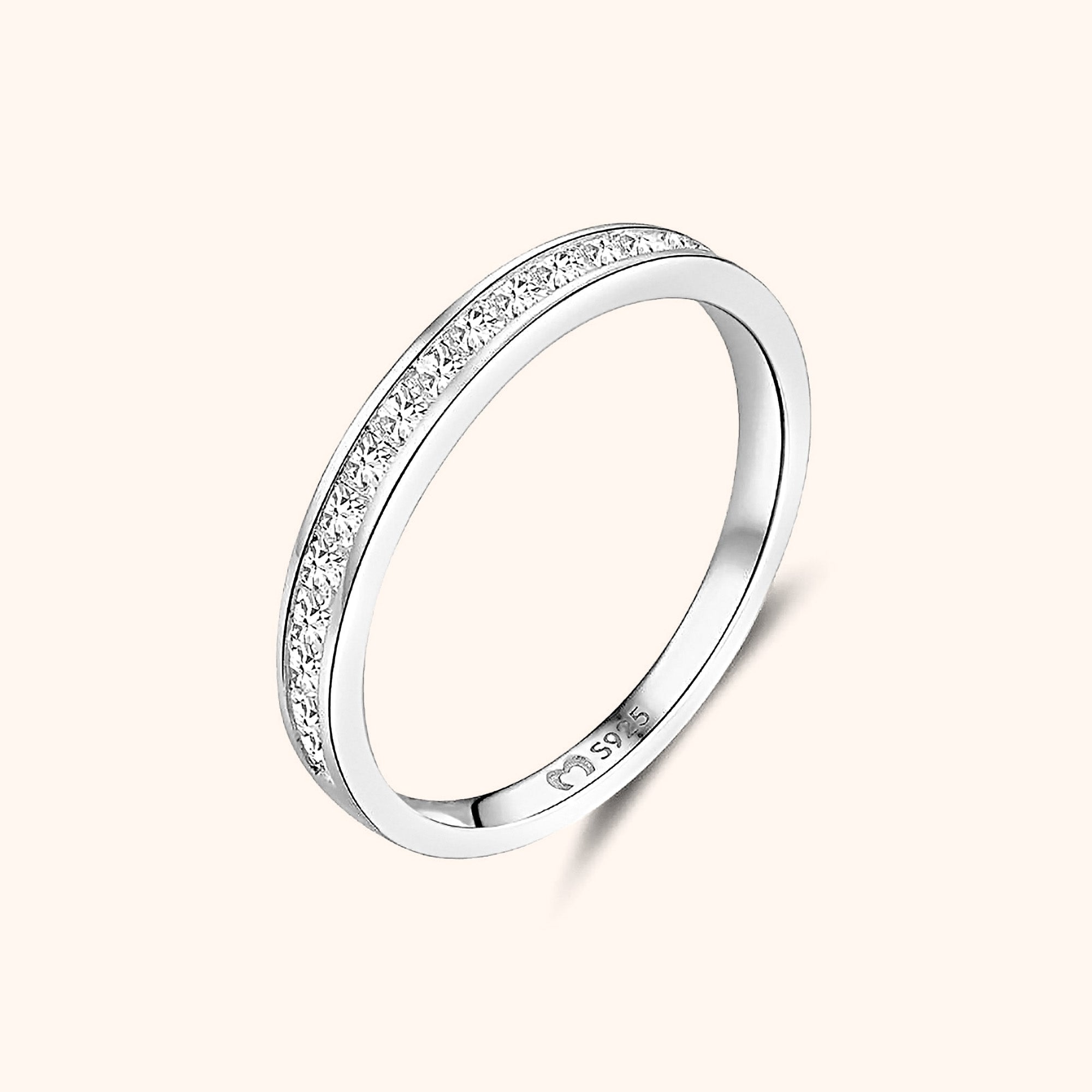Stylish Zirconia Ring – Amelia