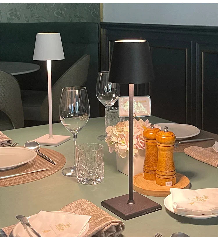 Aurora Luxe Table Lamp – Timeless Elegance for Any Interior