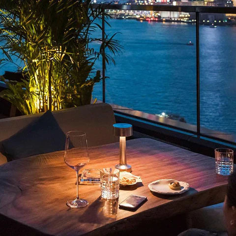 AuraLux Table Lamp – Modern, Minimalist and Dimmable