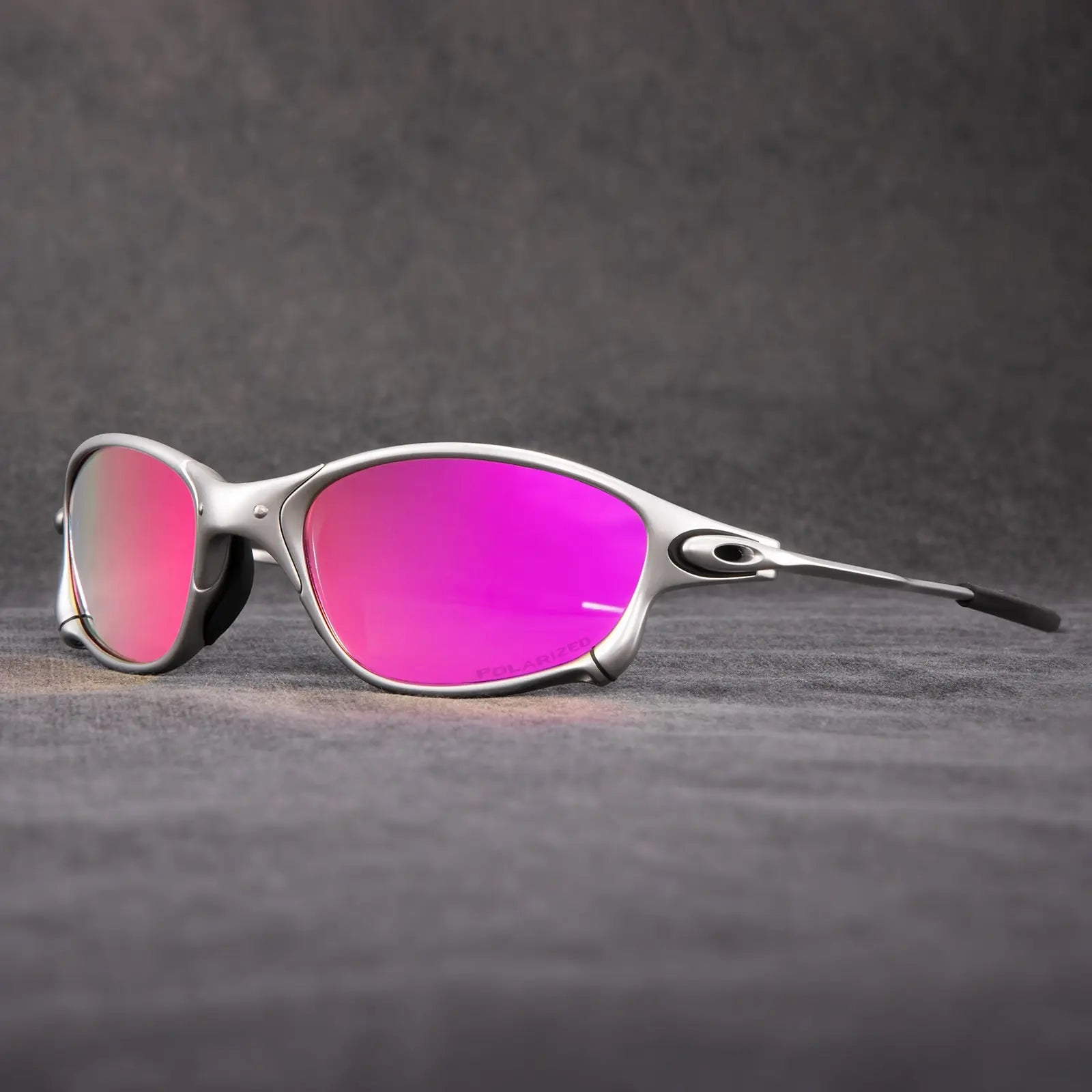 Trail Valley Sunglasses - Black / Polarized