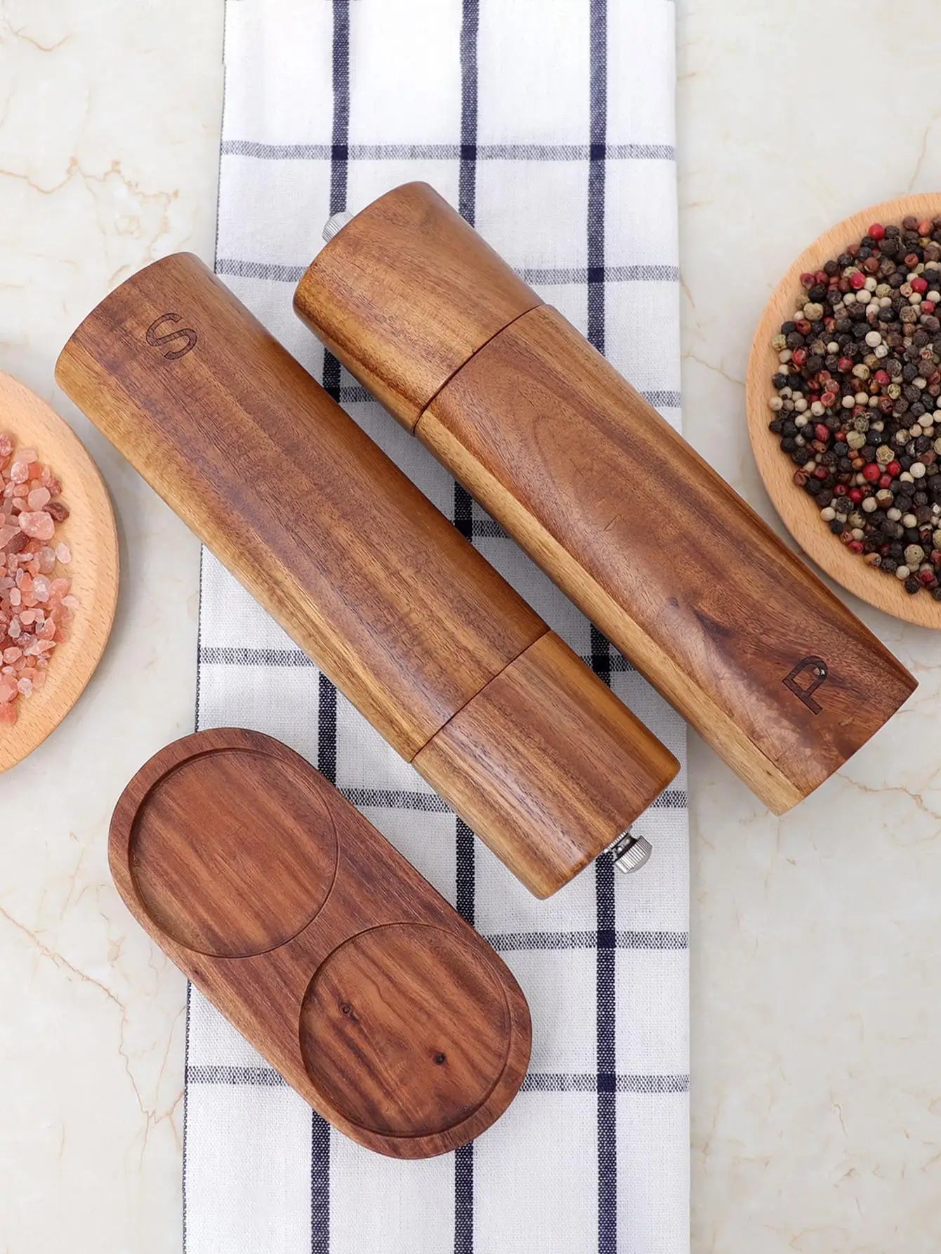 Luxurious Wooden Salt and Pepper Mill Set with Tray – WoodSpice