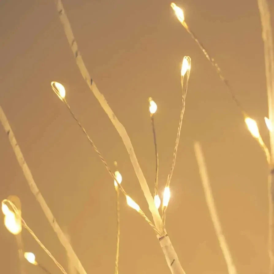 Atmospheric Illuminated Tree - For a Cosy and Warm Ambiance