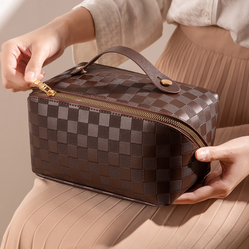Sandsberg | Luxury Checkered Make-up Cosmetic Bag
