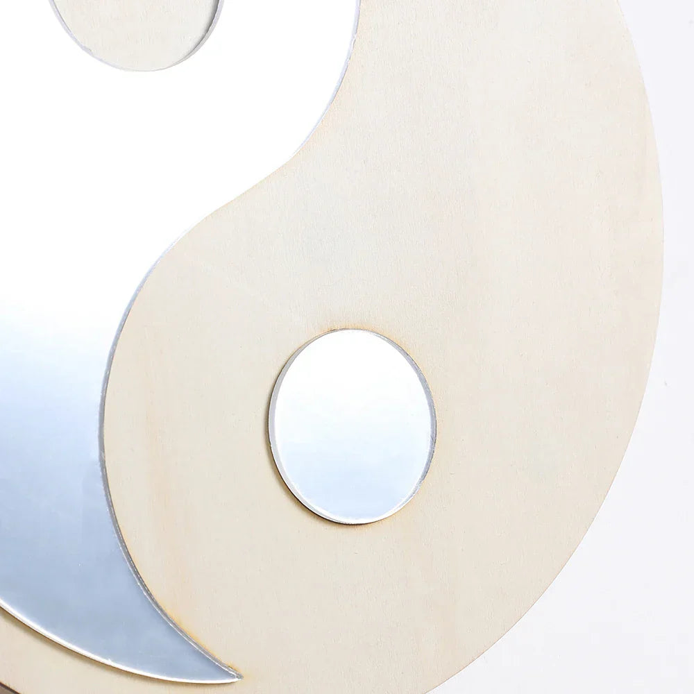 Yin-Yang Wall Decoration – Harmony and Balance in Your Home