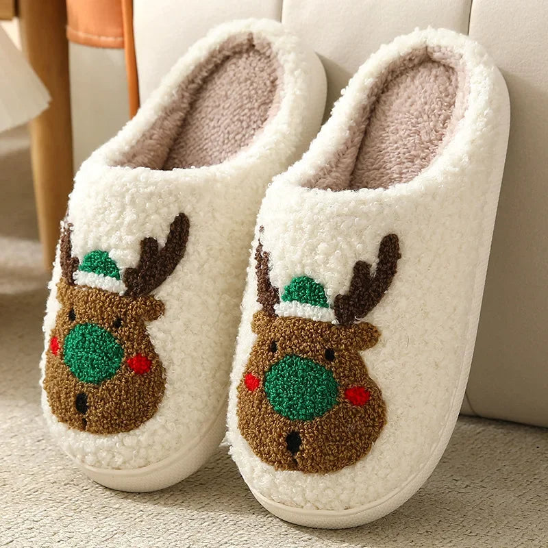 Reindeer Cuddly Slippers – For Warm Feet and a Festive Atmosphere