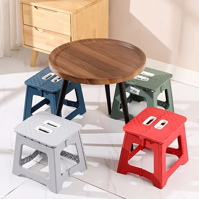 Folding Step Stool – Lightweight, Non-slip and Versatile for Kitchen and Home Use
