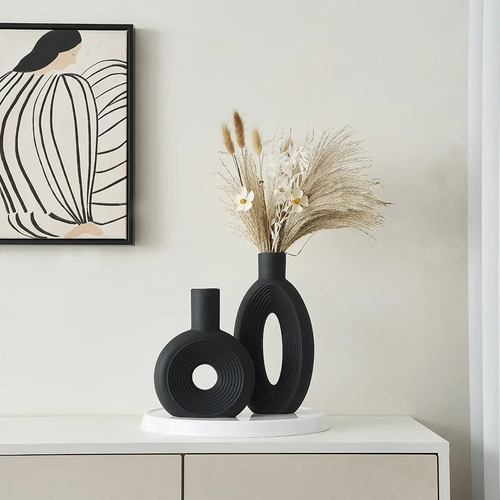 Modern Sculptural Vases - Elegant and Minimalist