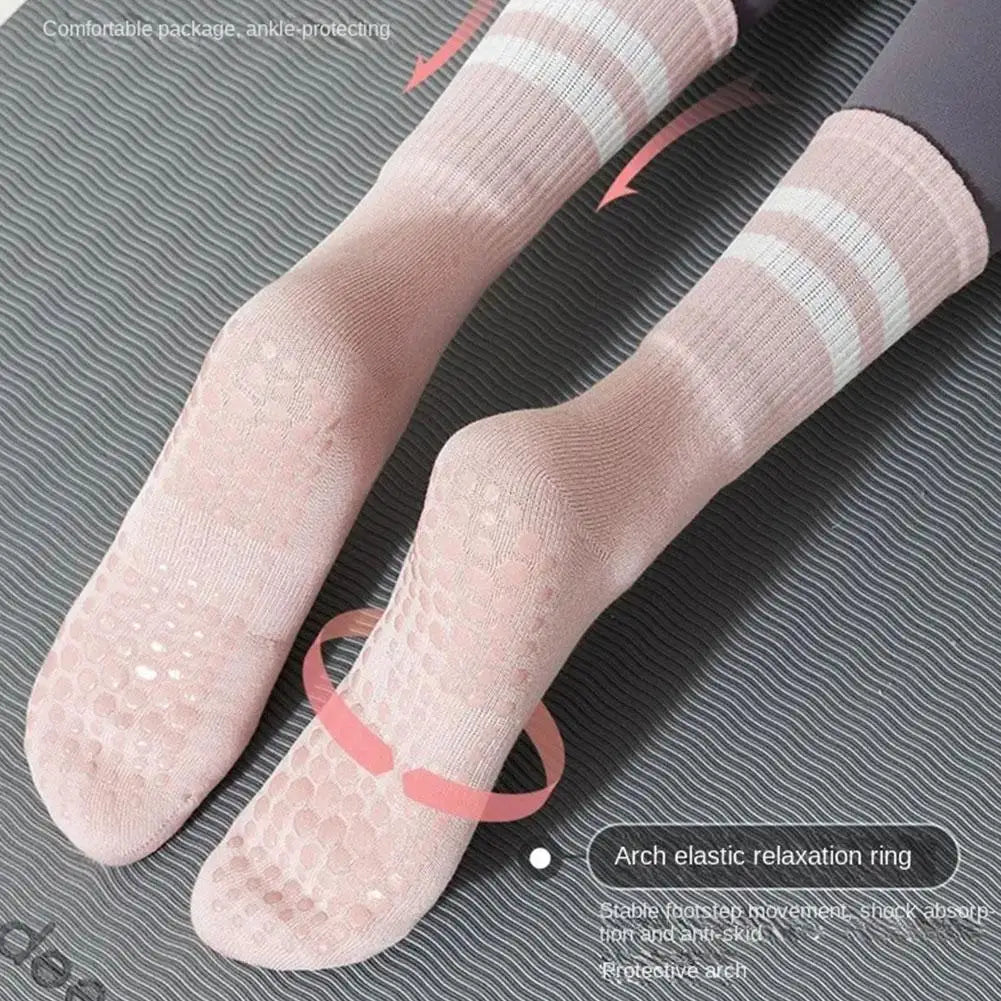 Anti-Slip Mid-Tube Sports Socks for Fitness and Yoga - GripFit
