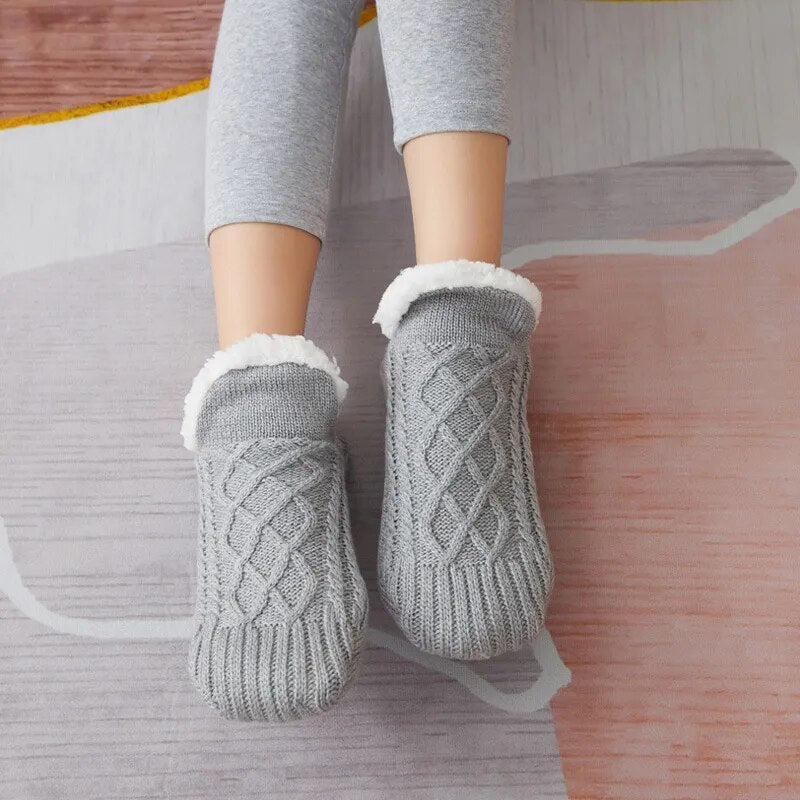 CashmereCozy Winter Socks | Insulated Cashmere Footwear for Maximum Comfort