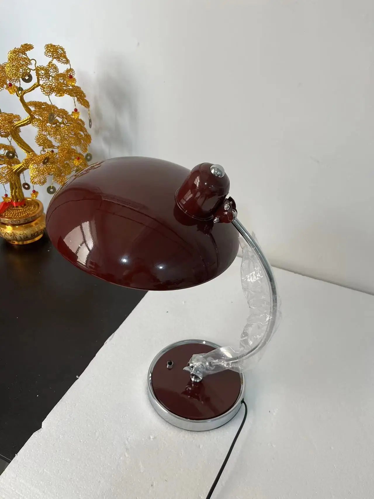 Retro Elegance Table Lamp - Create a Cosy Atmosphere