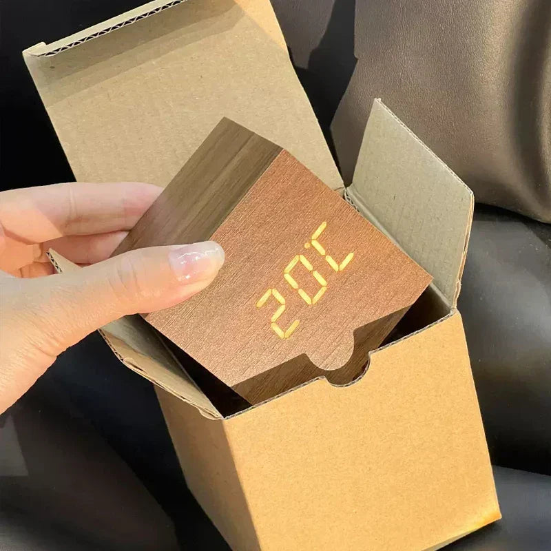 Wooden LED Alarm Clock with Temperature Display, Digital Time Display and Minimalist Design – Perfect for Bedrooms and Offices