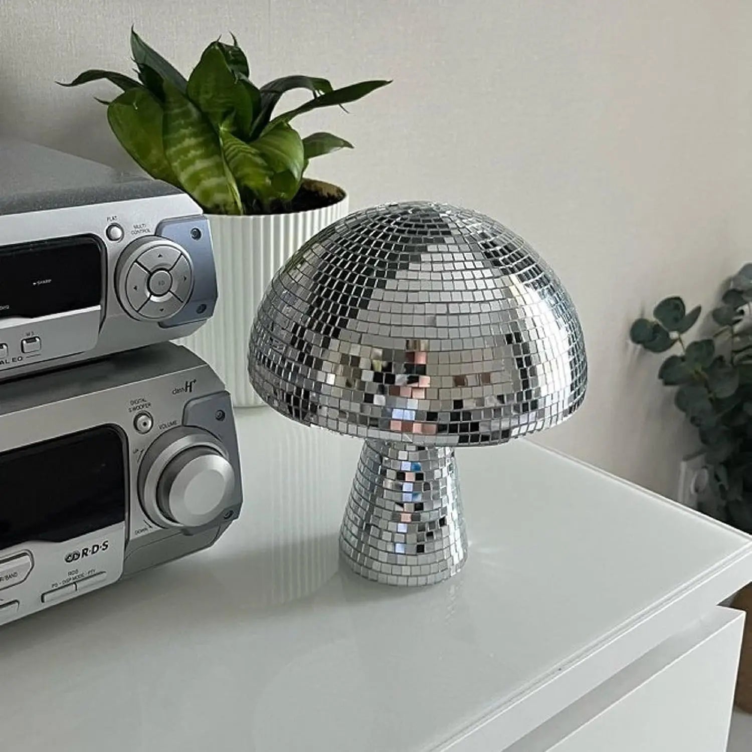 GlowSphere Disco Ball Mushroom | Luxury table decoration with disco mirror effects