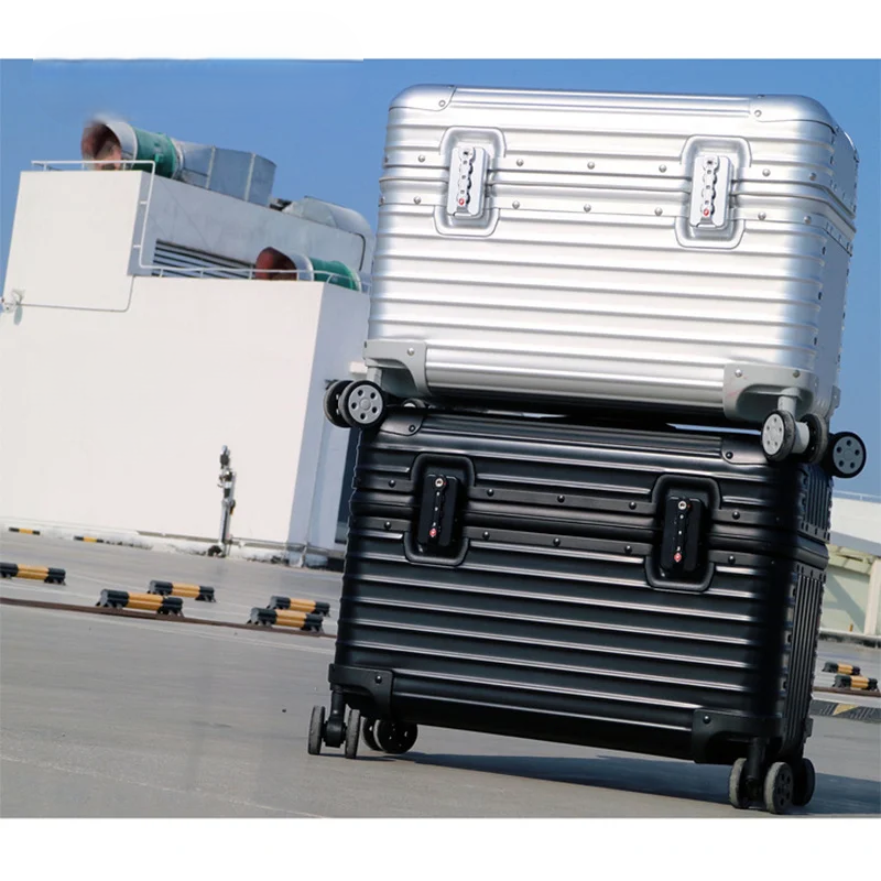 Aluminium-Magnesium Hard Shell Suitcase – Monaco