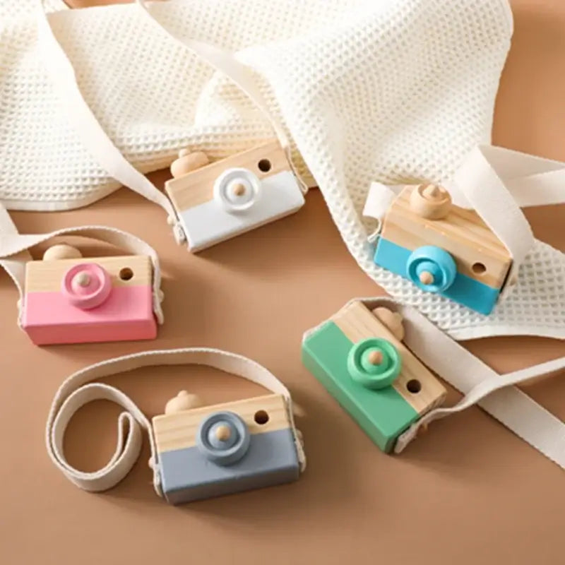 Creative Wooden Camera – For the Little Explorer
