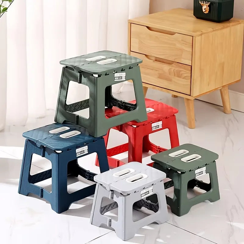 Folding Step Stool – Lightweight, Non-slip and Versatile for Kitchen and Home Use
