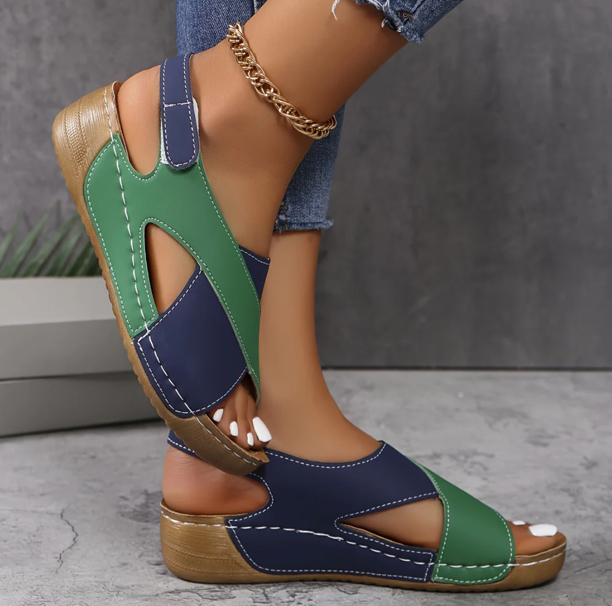 Ladies' Walking Sandals – Breathable and Orthopedic Comfort | Lightweight Summer Sandal