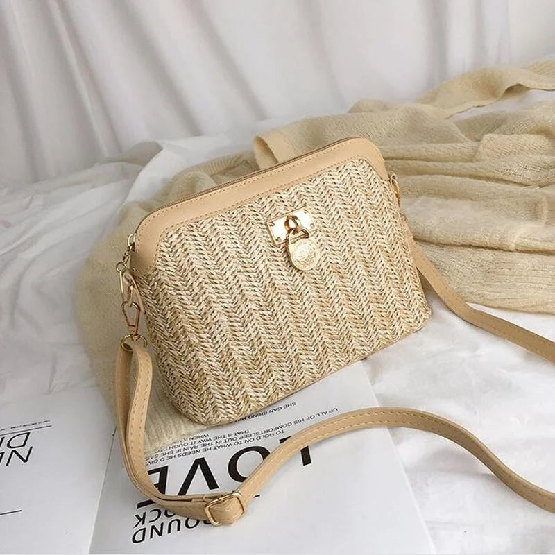 Boho Woven Straw Shoulder Bag – Elegant and Light