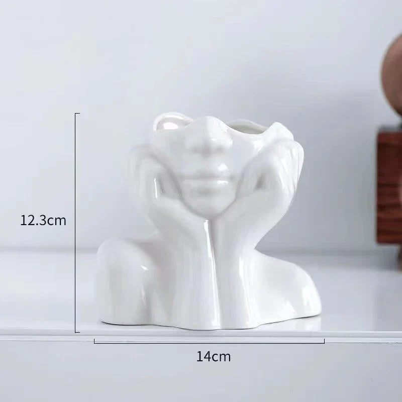 Abstract Face Vase – Unique Design for Stylish Interior Decoration