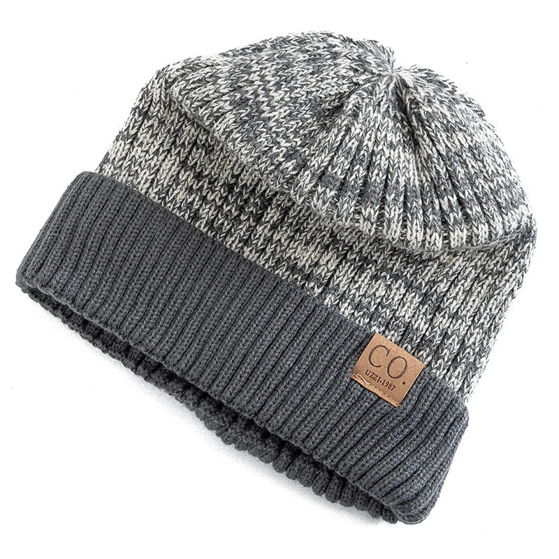 Warm Winter Beanie - Stylish and Comfortable for Cold Days