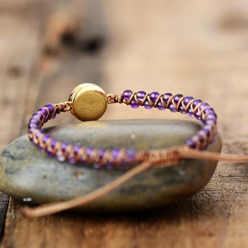 AuraStone Amethyst Bracelet – Healing Energy in a Stylish Purple Accessory