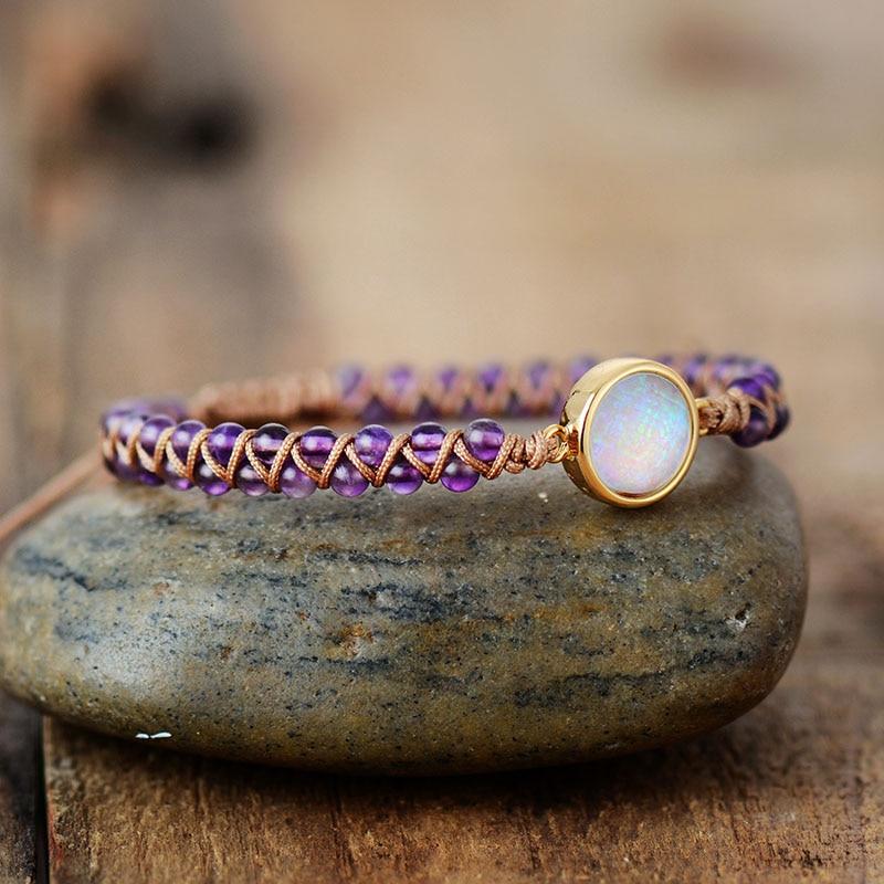 AuraStone Amethyst Bracelet – Healing Energy in a Stylish Purple Accessory