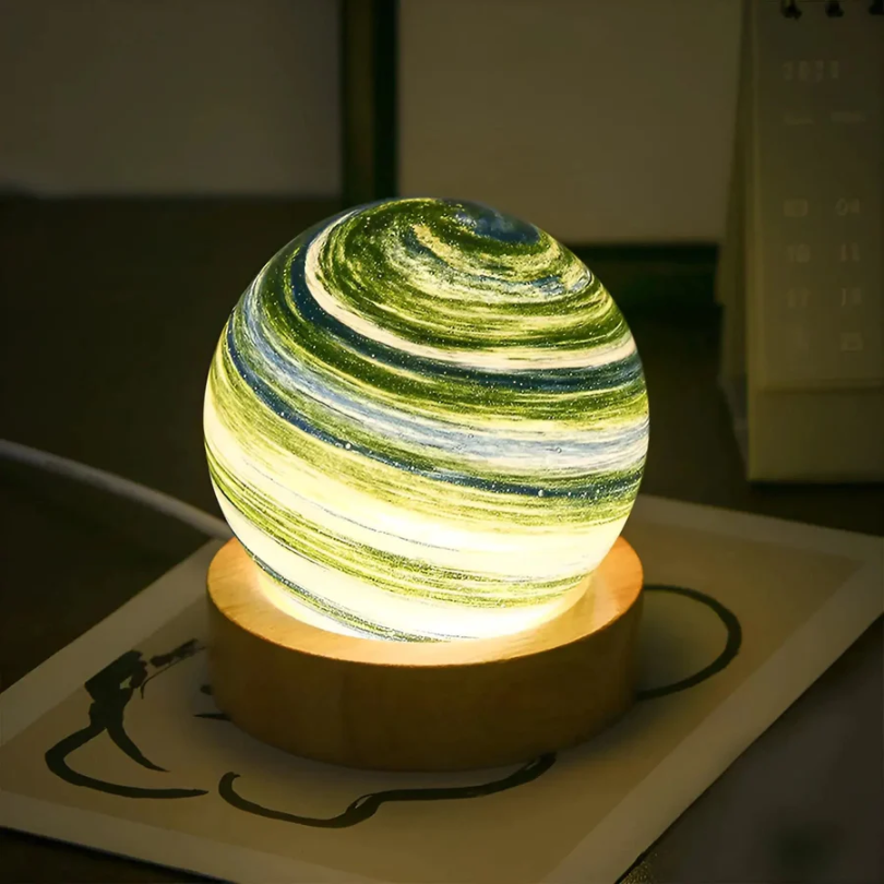 CosmoSphere - 3D Mini Planet Lamp - Unique Ambient Lighting