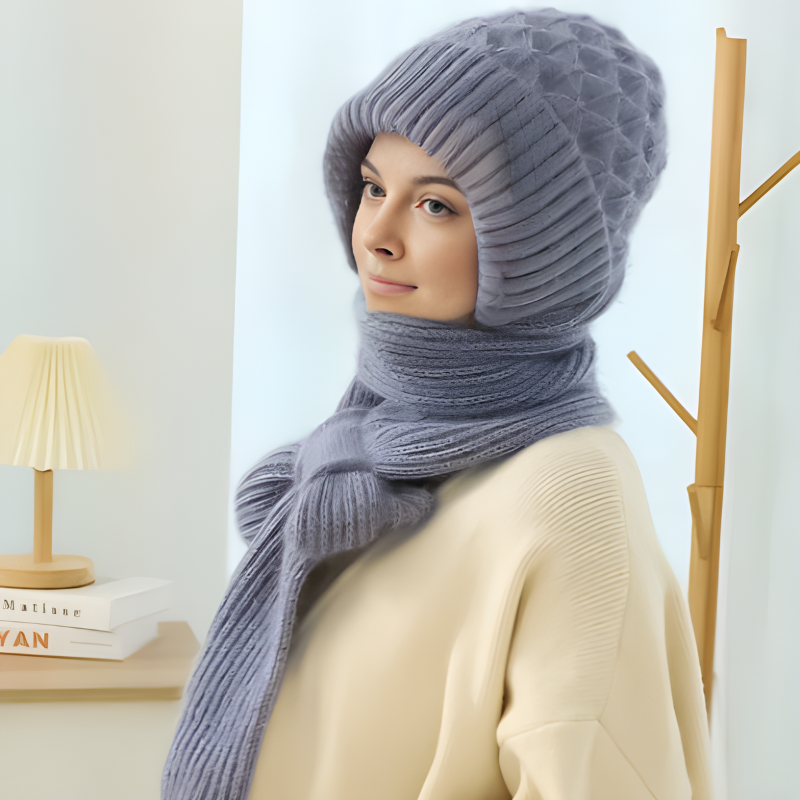 Knitted Winter Hat with Integrated Scarf – 2-in-1 Design
