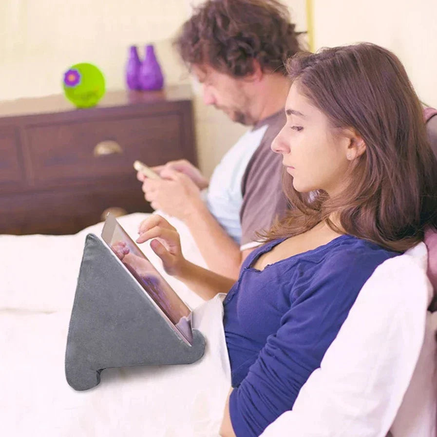 Comfortable Holder for Tablet and E-Reader – RelaxPad
